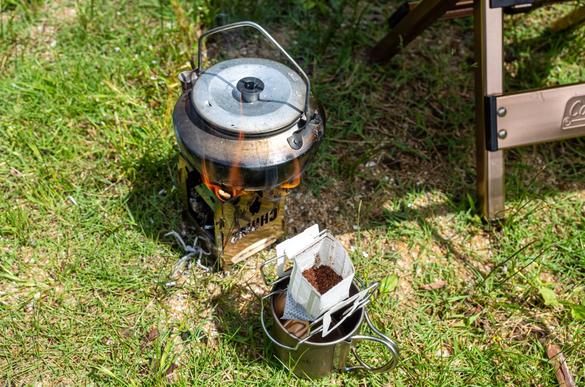 Why the Trangia Kettle is Perfect for a “Solo Can Bonfire” Exquisite size  and gimmick are set | ROOMIE (Rumi)