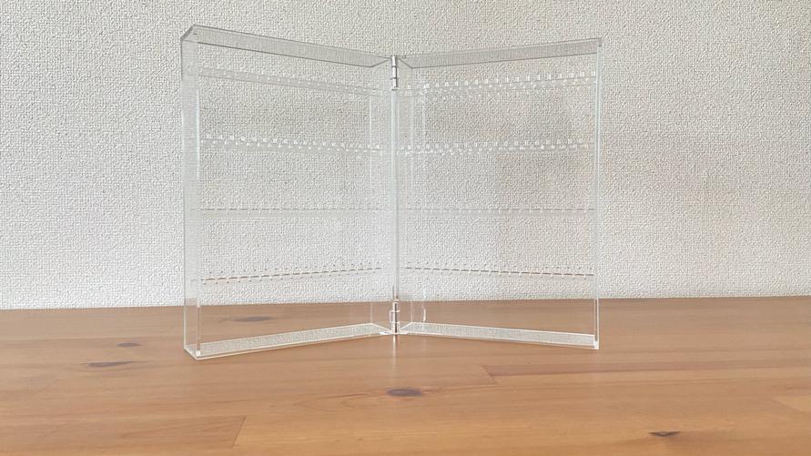 無印良品 「アクリルネックレス・ピアスケース・見開きタイプ」