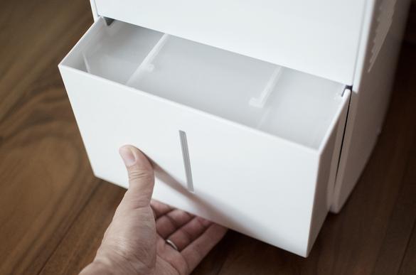 アイリスオーヤマの除湿機、ホースを付けたら「無限除湿機」になる