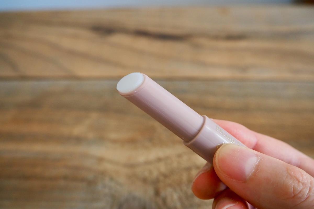 キャンメイクの500円「リップスクラブ」が想像以上に良かった！唇が荒れやすいわたしが“リピ買い”を決めた理由はね… | ROOMIE（ルーミー）