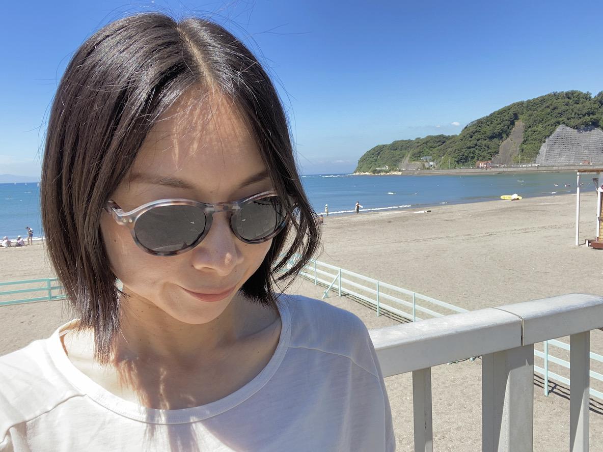 サングラスに苦手意識があったけど、IZIPIZIの折りたためるサングラス ...
