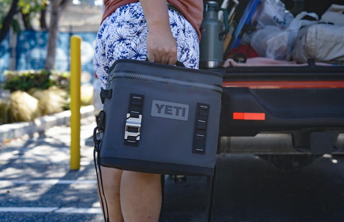 イエティ ホッパー 18 クーラーボックス チャコール YETI