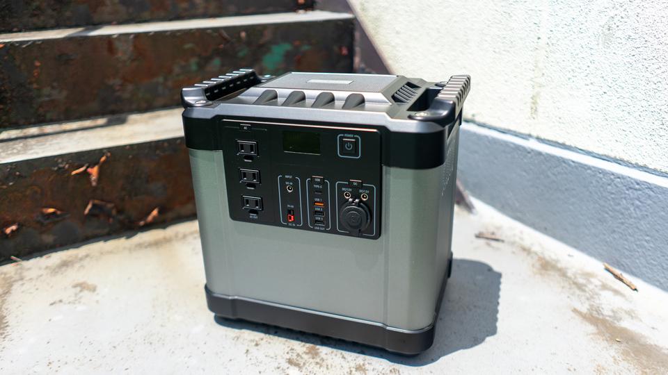 容量600,000mAhの「MATERASポータブル電源」があれば“キャンプのオール 容量600,000mAhの「MATERASポータブル電源」があれば“キャンプのオール