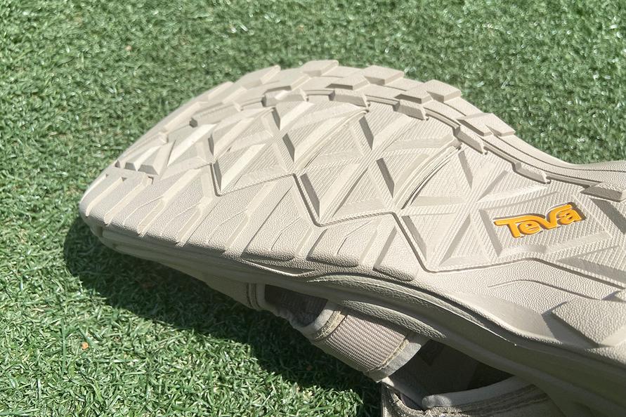 tevaのOMNIUM FAUX-SUEDE