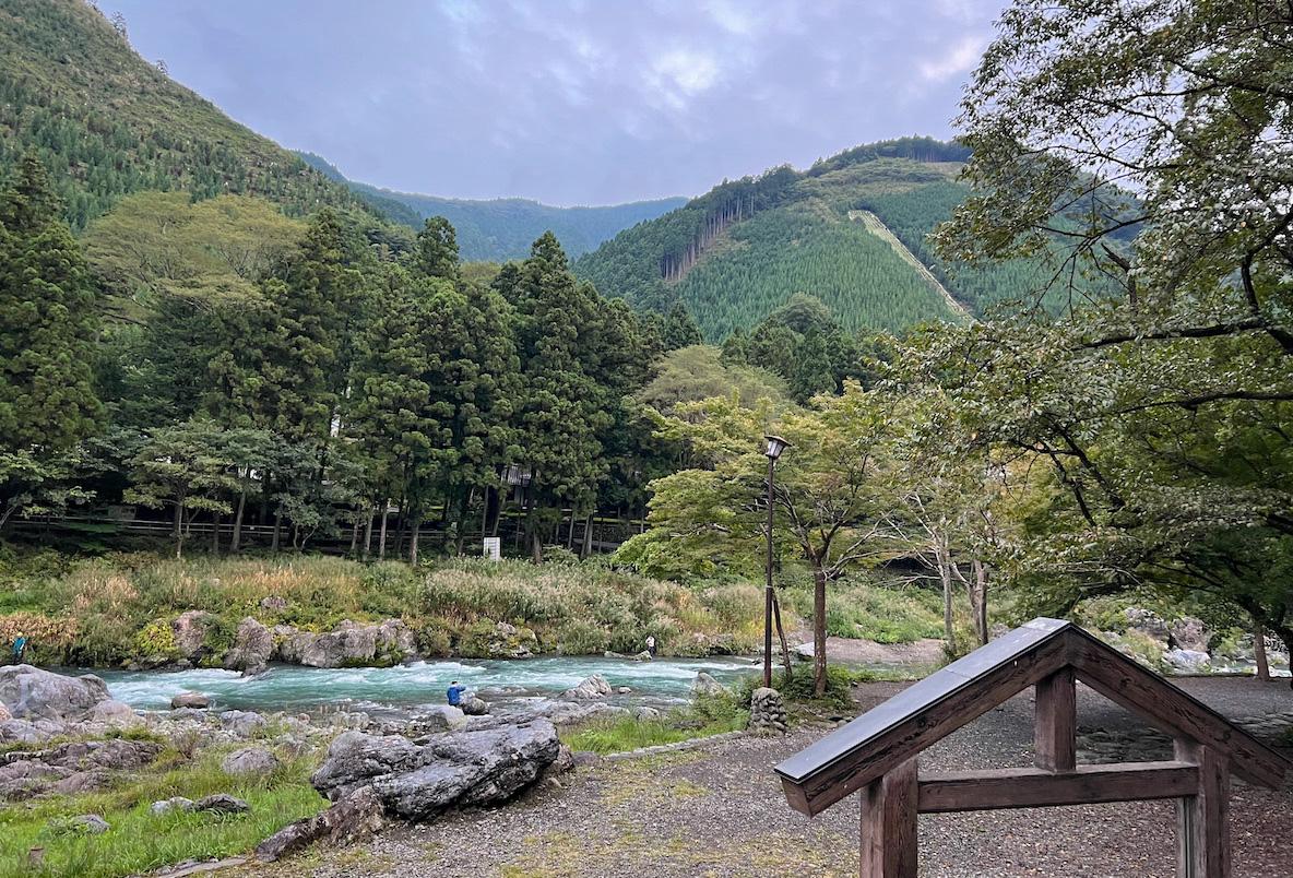 モンベルの「マウンテンガイドパンツ」を穿いて御岳山に行ってきた