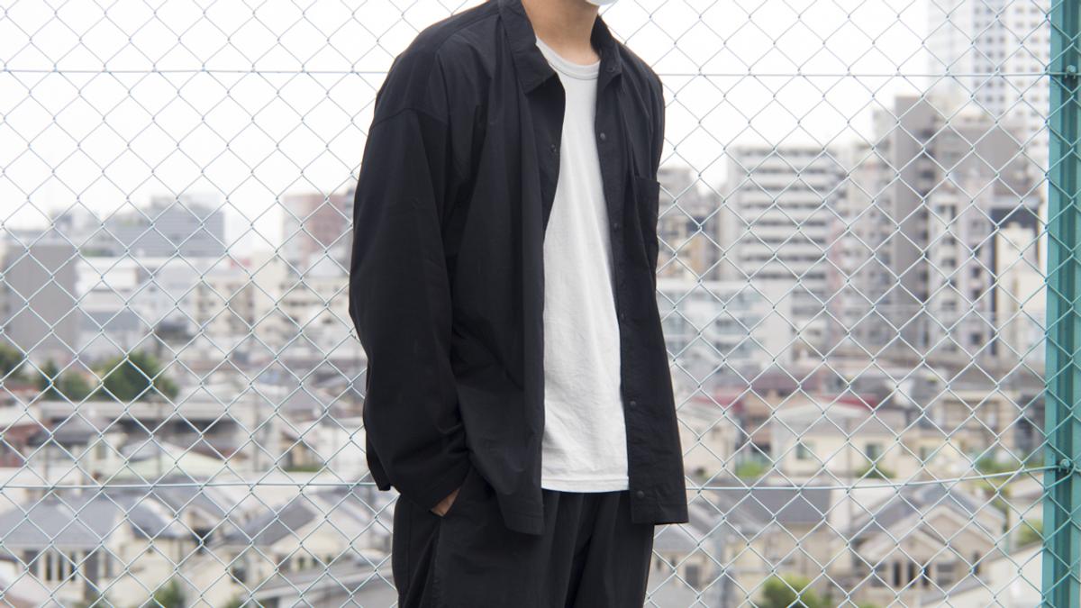 羽織っても閉めてもキマるMUJI Laboの「異素材コンビシャツ」が秋口に 