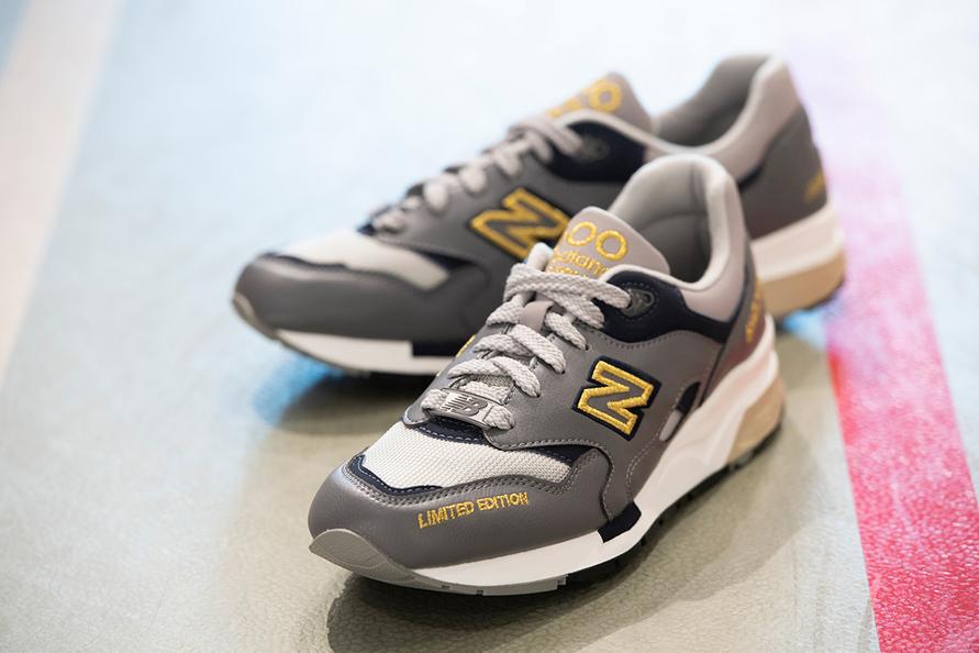 New Balanceの「CM1600」