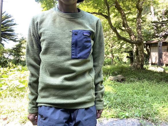 Patagoniaの「 R1エア・クルー」は温かいのに涼しい。家の中でも 