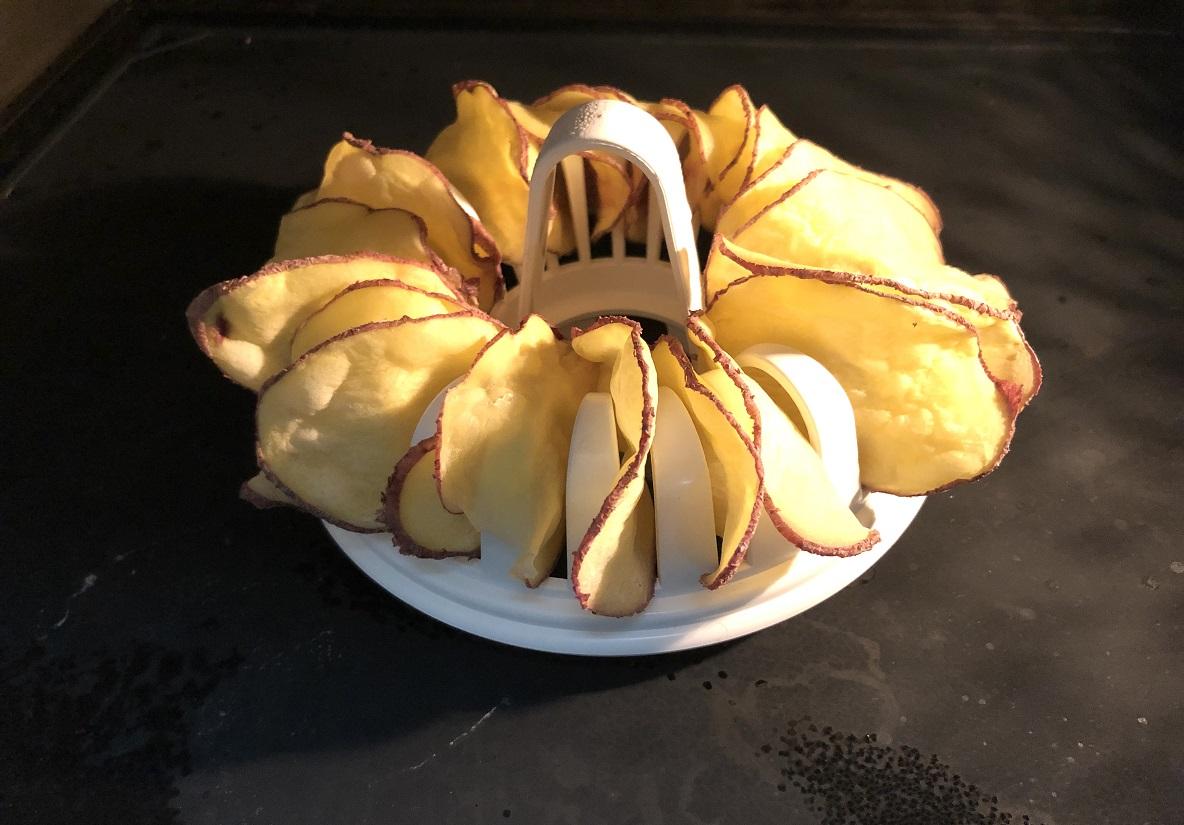 コレを使えば、油を使わず「ポテトチップス」がつくれちゃう！ポテチを