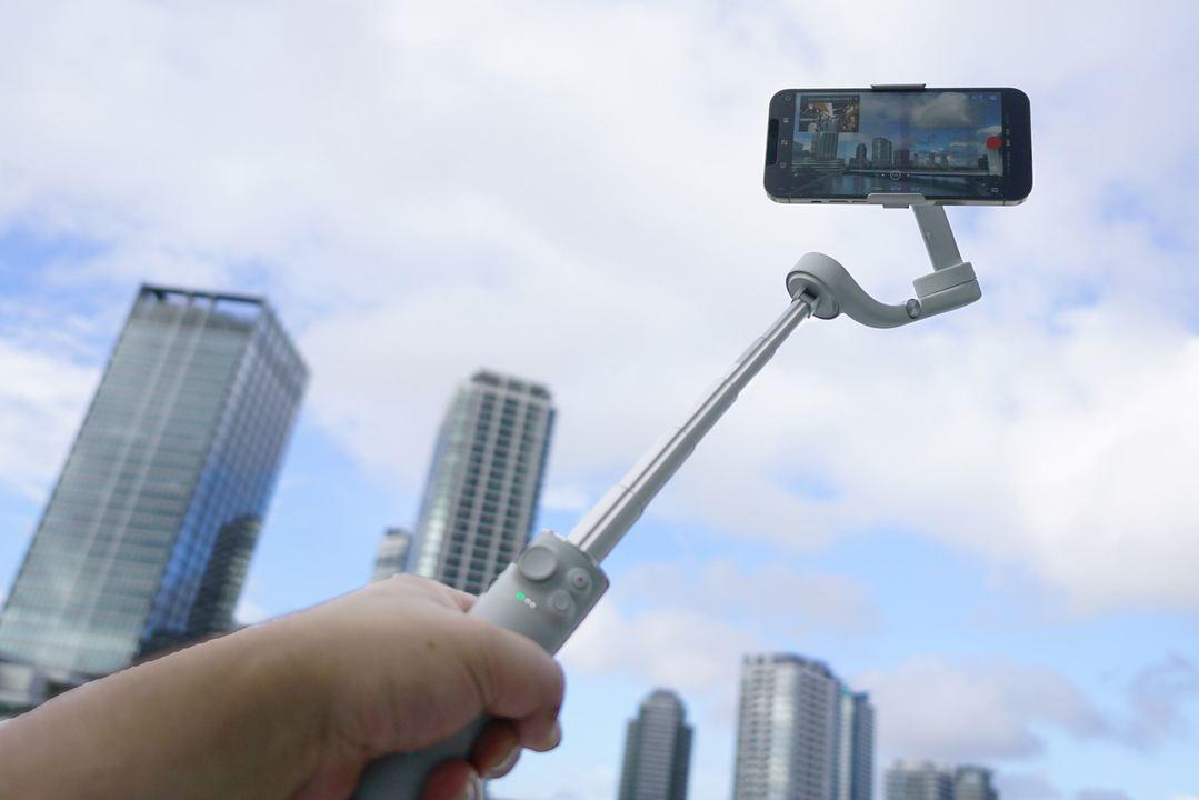 DJIの「伸びるスマホジンバル」があれば、撮影の幅がグッと
