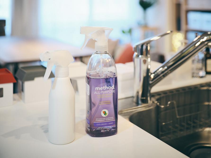 クイックルの「ホームリセット」と「Method All-Purpose Cleaner Lavender」