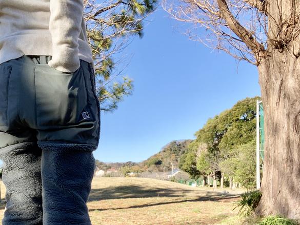 ヘリーハンセンの「ファイバーパイルハイブリッドパンツ」が下半身の  