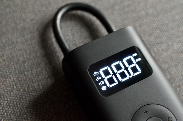 Xiaomiの「電動空気入れ」を使い始めたら、空気入れストレスが