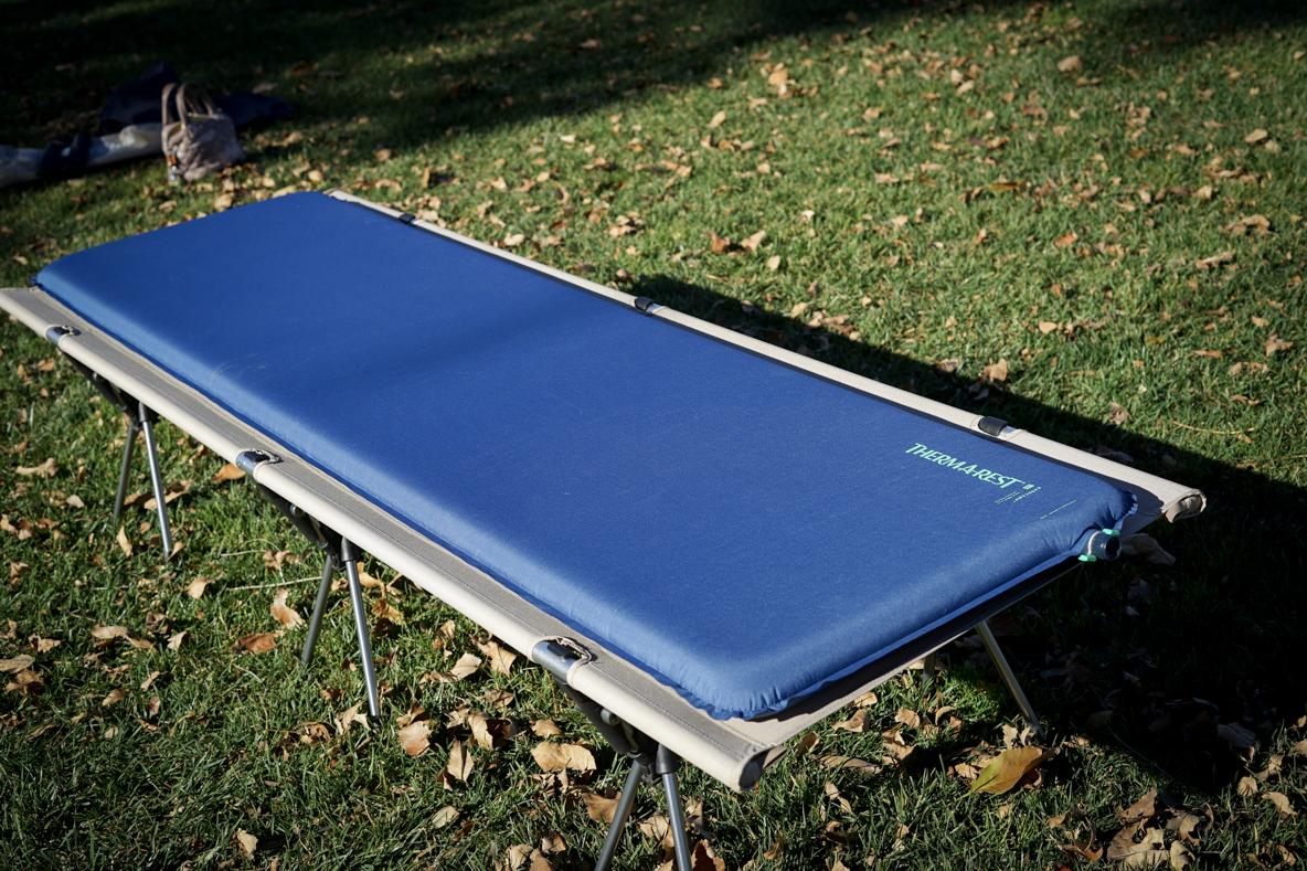 THERMAREST BASE CAMP インフレーターマット  R値:6