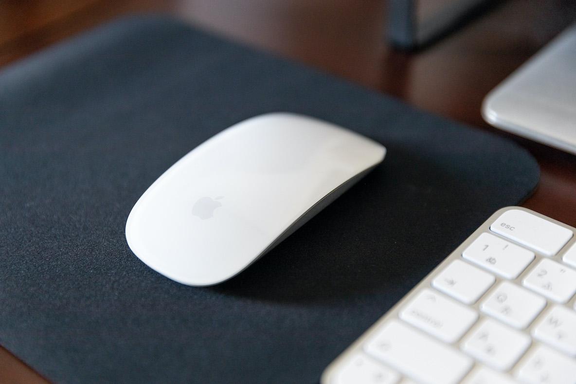 Appleの「Magic Mouse」はデスクワークの疲労軽減にも一役買ってくれ