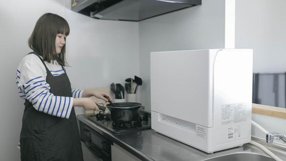 Panasonic 食洗機（幅45cmなのに約9人分の食器が入る！ パナソニックの  