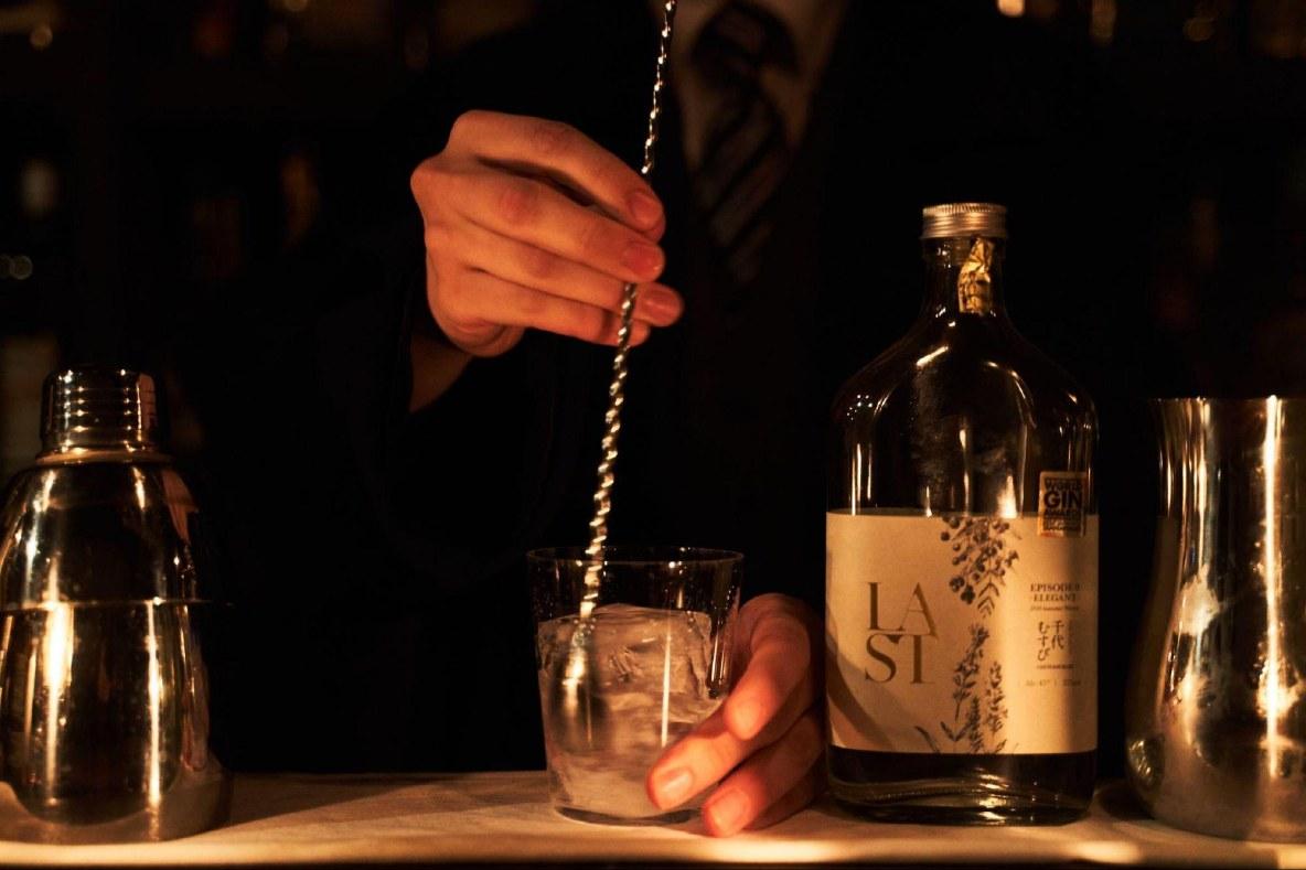 イタリアクラフトジンDEL PROFESSOR ムッシュジン 700ml 43% ムッシュ