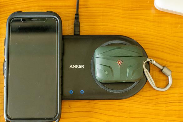 無接点ワイヤレス充電器 2台同時充電 qi対応 スマホ置くだけ ワイヤレス充電器 qi 2台同時充電 無接点充電 スマホ置くだけ