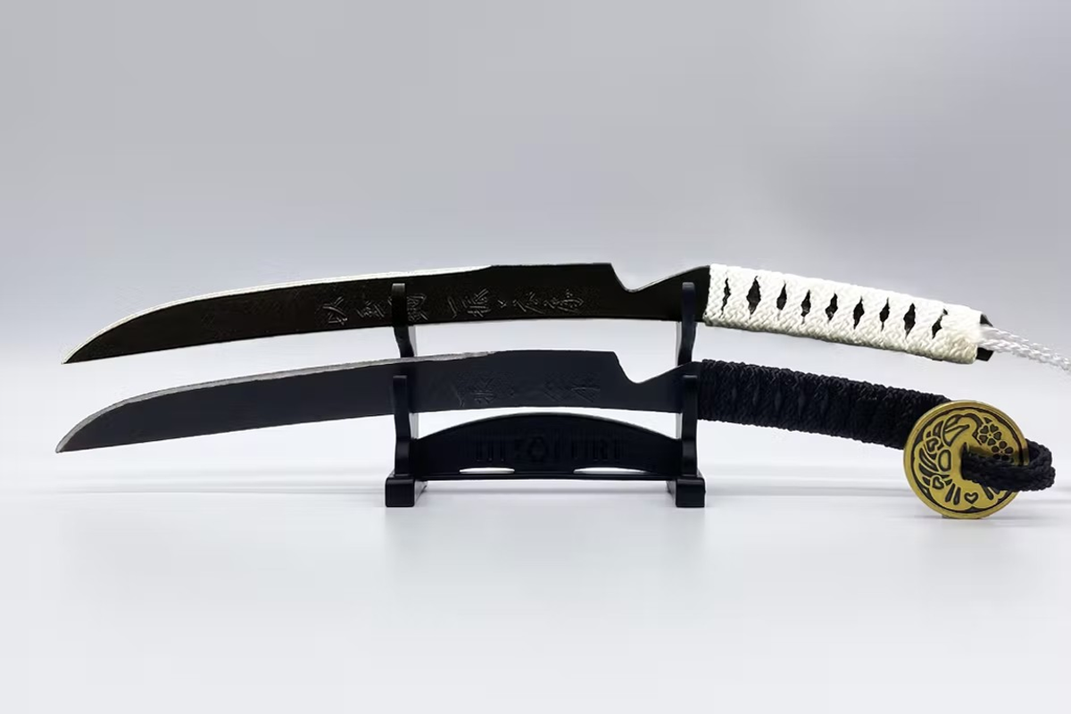 日本刀の美しさを表現。刀鍛冶が鍛錬した刀剣型ペーパーナイフ 