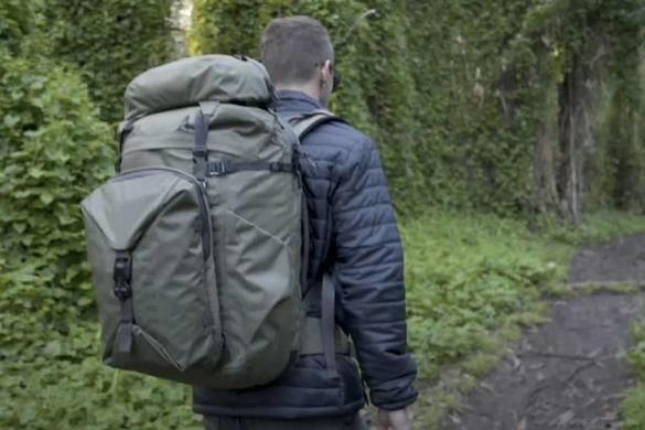 用途に合わせて自在に拡張。モジュラー型バックパック「Arris Pack