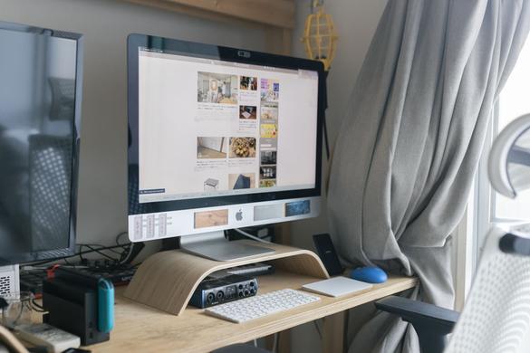 IKEAありがとう！デスクに馴染むこれを置いただけで、PC作業がびっくり 