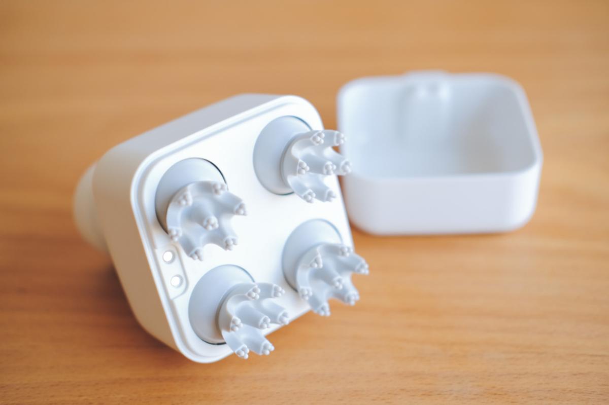 無印良品「お風呂で使える充電式頭皮ケアブラシ」