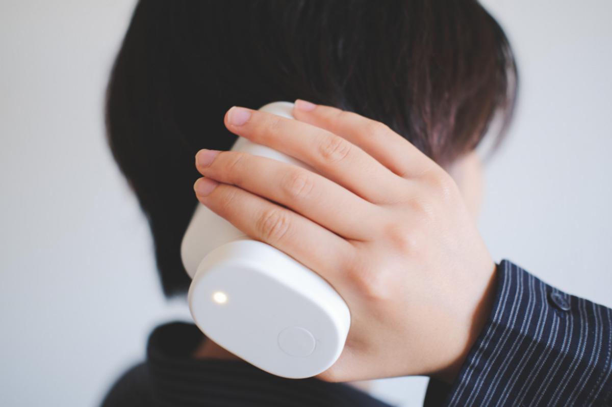 無印良品「お風呂で使える充電式頭皮ケアブラシ」