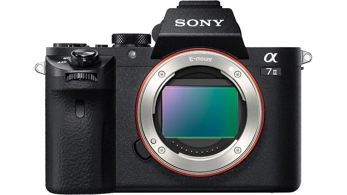 ソニーのフルサイズミラーレス一眼｢α7 II｣がセール価格に