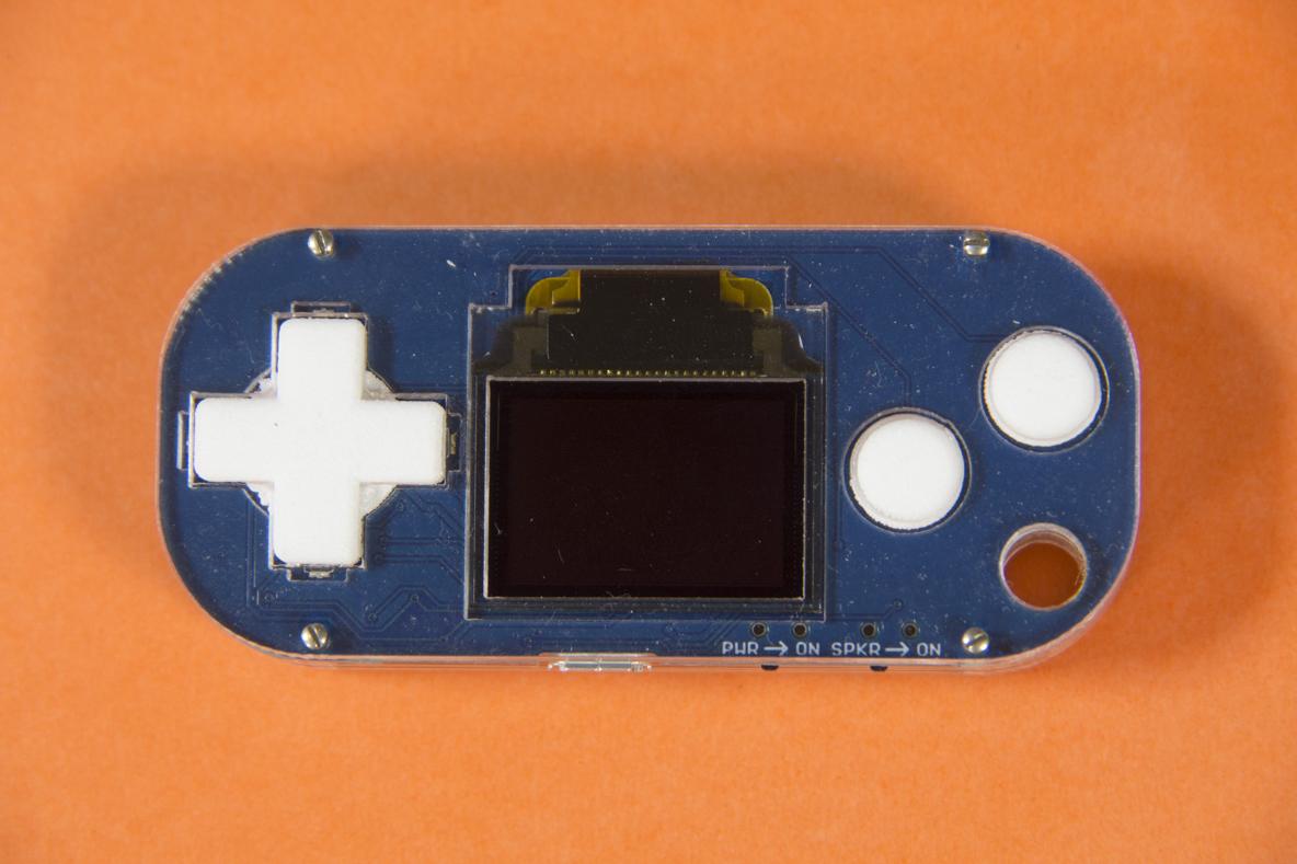 ポケットビスケッツのゲーム機キーホルダー Amazon.co.jp: ポケットビスケッツキーホルダー&シール セット