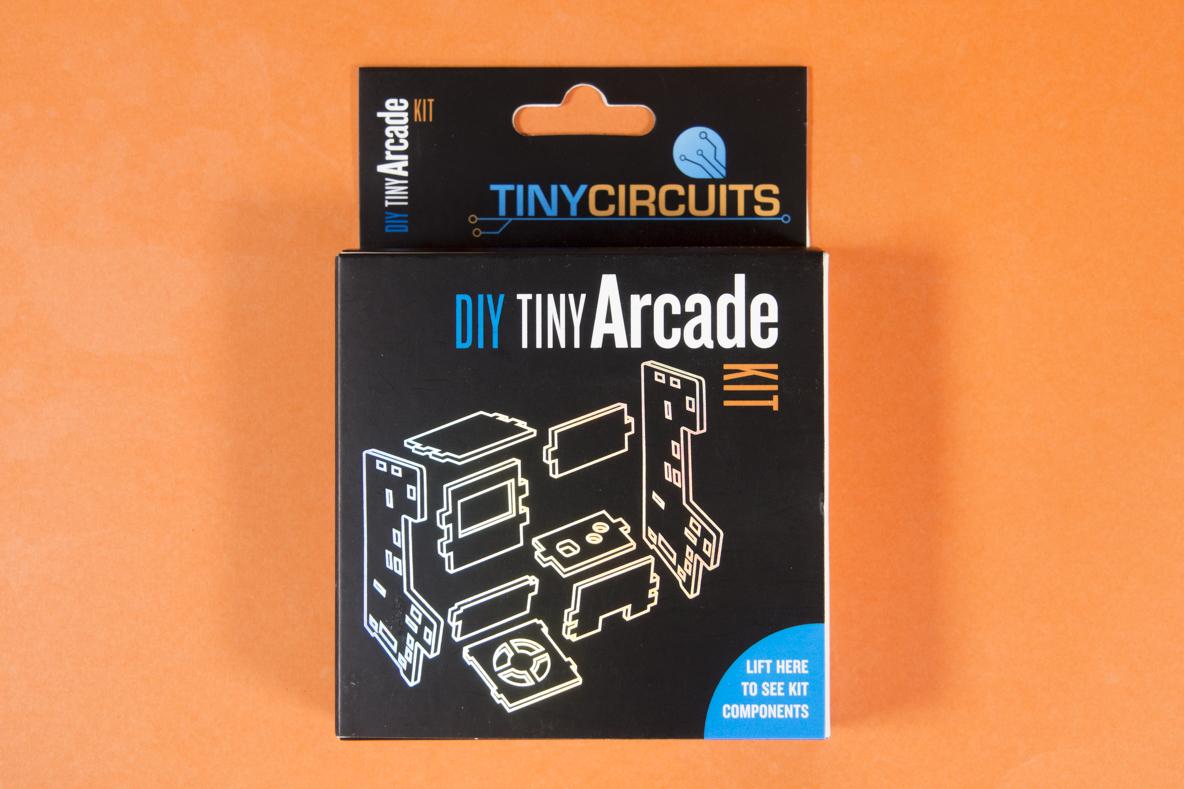 TINY ARCADE DIY KIT」は、30種類以上のタイトルが遊べるガチさも魅力