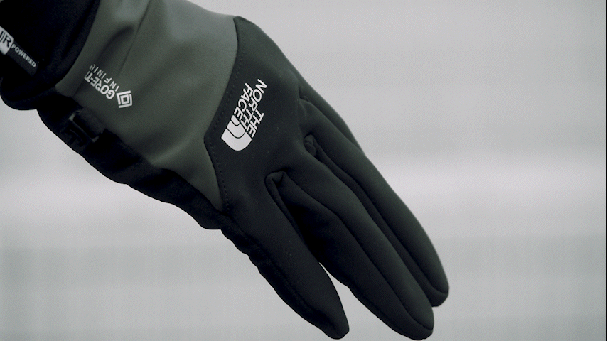 THE NORTH FACEの「ウインドストッパーグローブ」の暖かさが