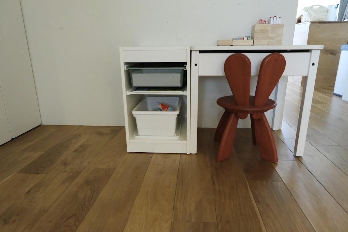 イケアのトロファスト、子ども用家具なのにカスタマイズすれば大人でも