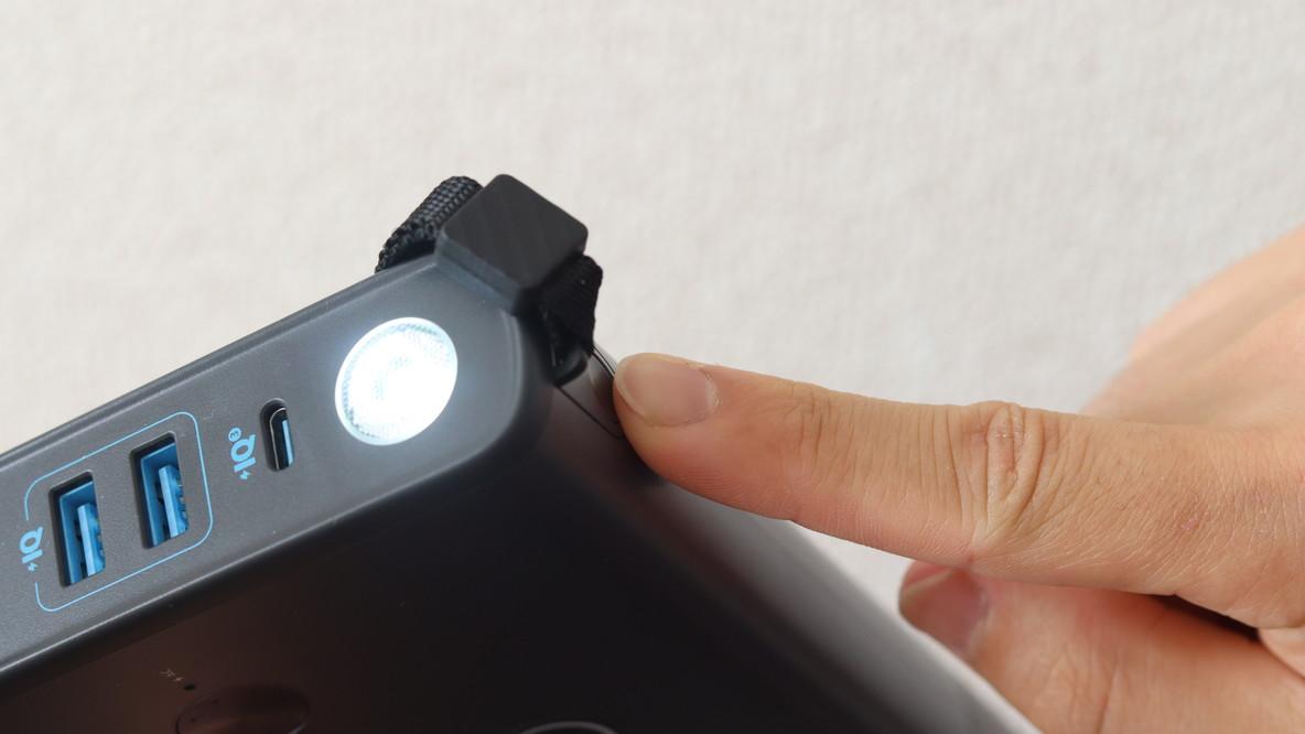 売切が続く小型ポータブル電源「Anker PowerHouse 90」の実力っ 売切が続く小型ポータブル電源「Anker PowerHouse 90」の実力っ