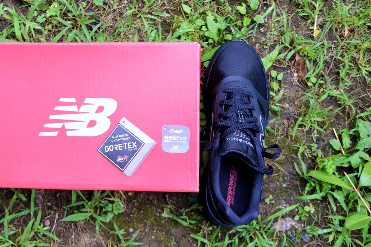 NEW BALANCE MW880G B5 BLACK GORE-TEX