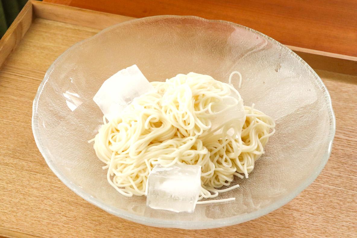 レンジパスタ容器」3種類の使い勝手に違いはある？実はそうめんも