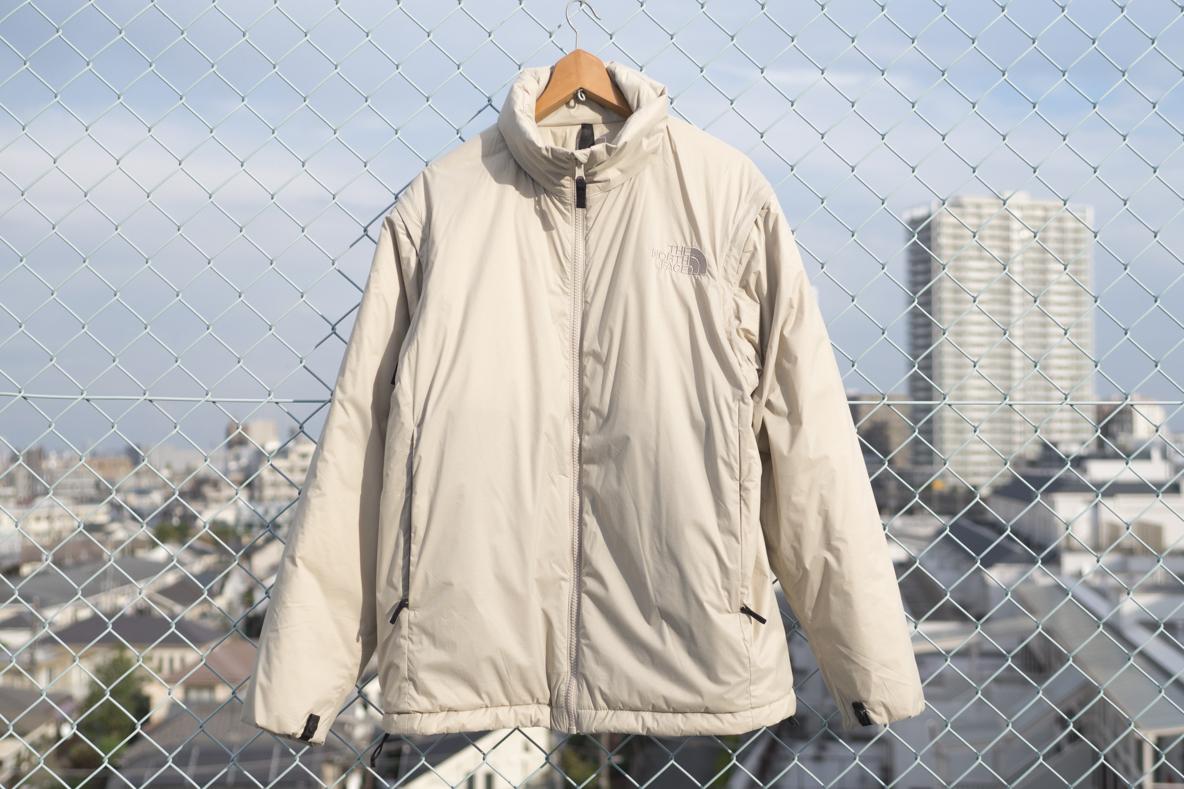 昨年購入したTHE NORTH FACEの「ベストになるインサレジャケット」には