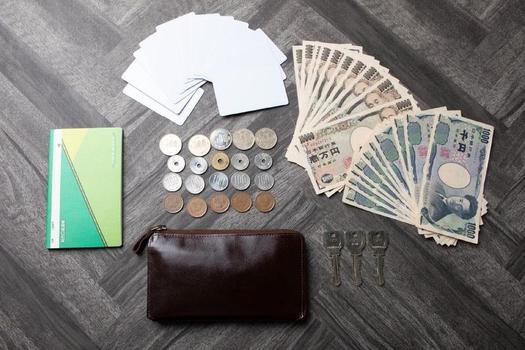 最小長財布が防水仕様に。上質感が色褪せない「TIDY2.0 Noble」の