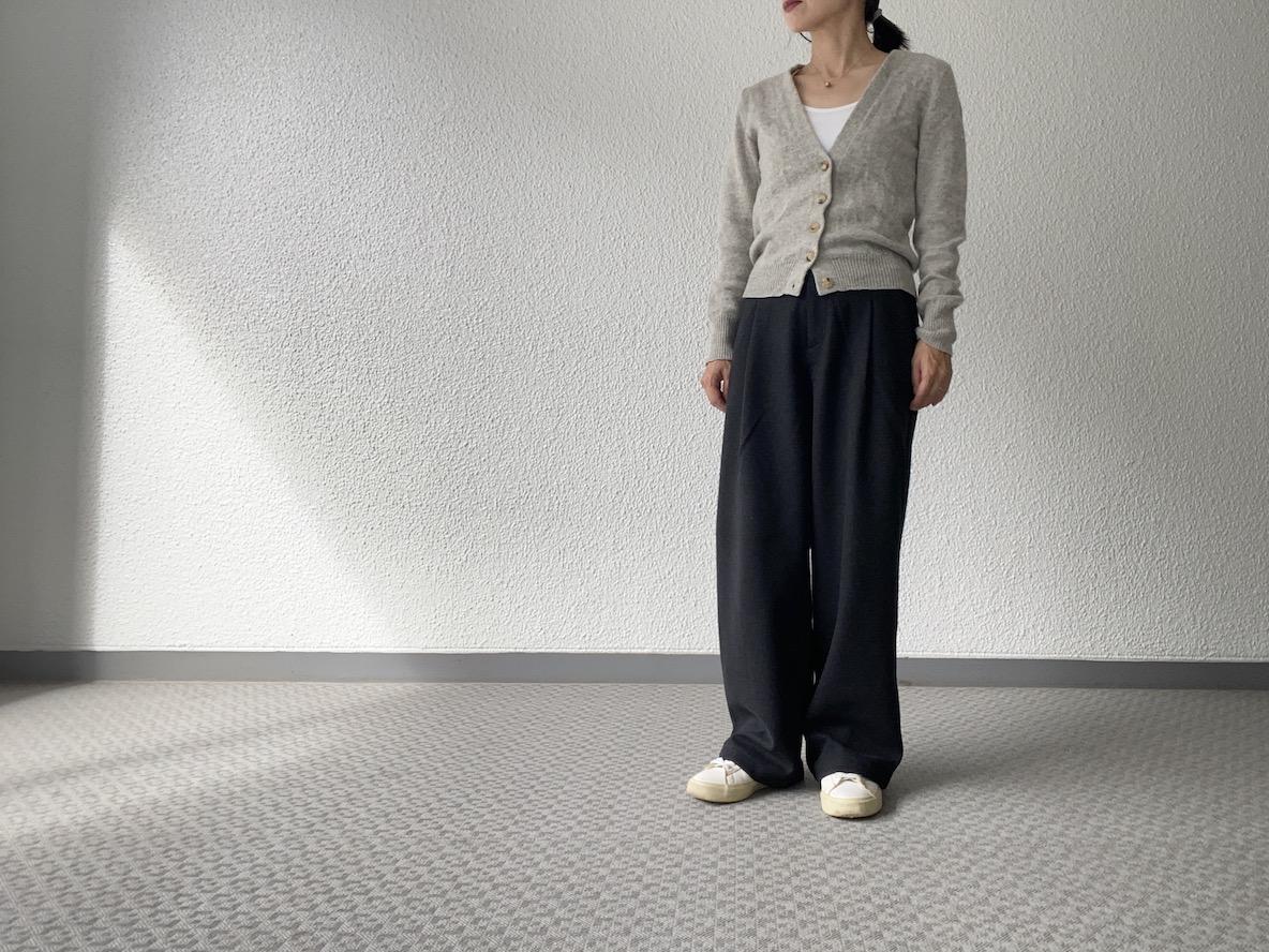 ユニクロの「ブラッシュドジャージータックワイドパンツ」、美