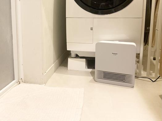 Amazon.co.jp: スリーアップ 超薄型 パネルセラミックヒーター