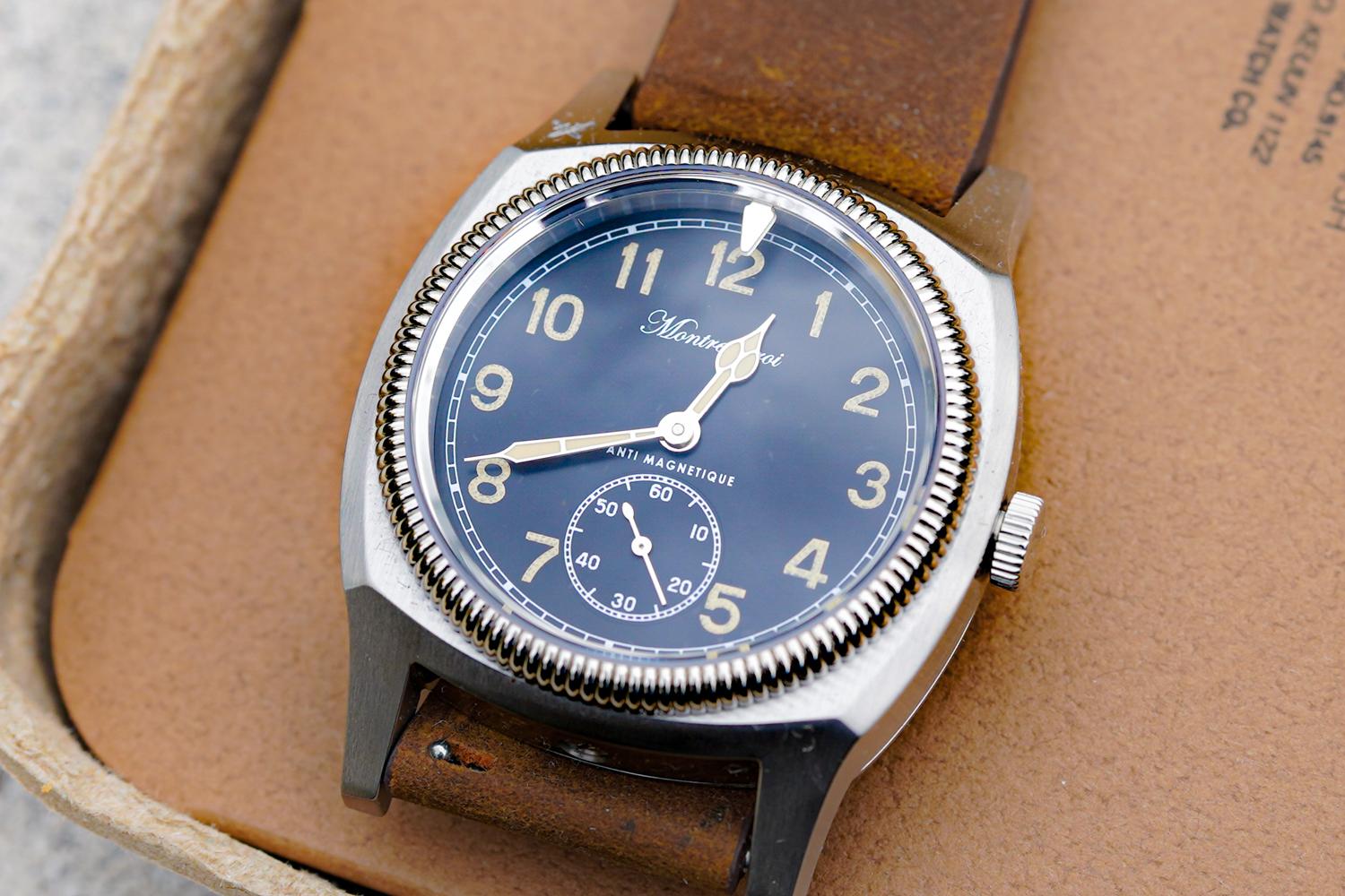 クラシックな佇まいが良き！ 名作ミリタリーウォッチを忠実に再現した