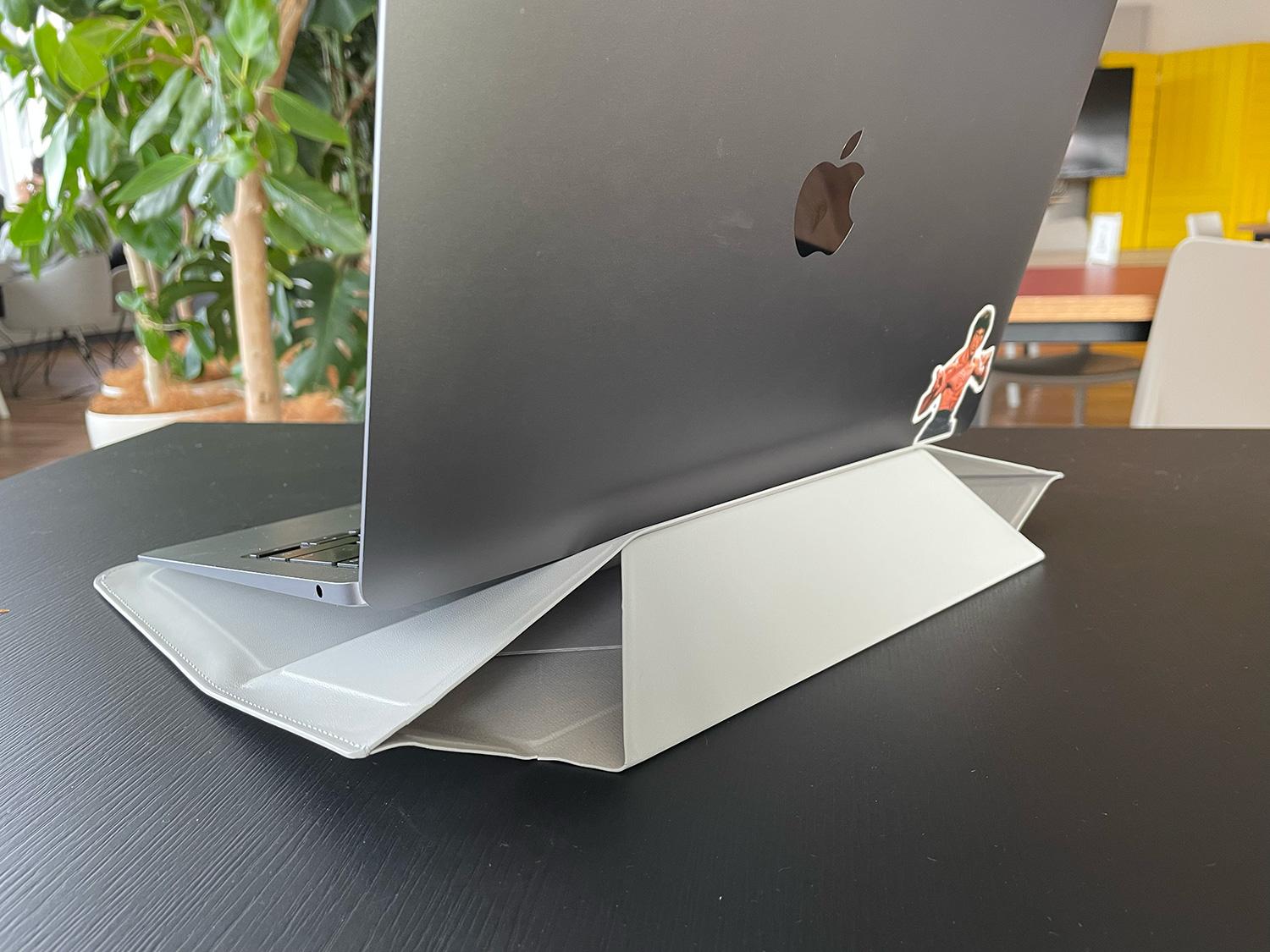 モフト　キャリングケース　ノートパソコン　15インチ　16インチ マラソン期間限定15％OFFクーポン付♪MOFT [ノートPCケース＆スタンド] 送料無料 14インチ リモート 軽量 薄型 モフト PCスタンド  PCバッグ キャリーケース 多機能 パソコンケース 持ち運び クラッチ スリーブ ヴィーガンレザー 高級 防水 折りたたみ パソコンスタンド |