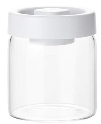 ニトリの新作「ボタンを押すだけで真空保存できる瓶」が名作の予感