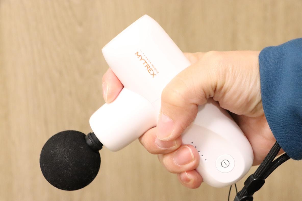 【美品】mytrex筋膜リリースマッサージガン 毎日5分の身体ケアを習慣にする！ 私がマッサージガンデビューに