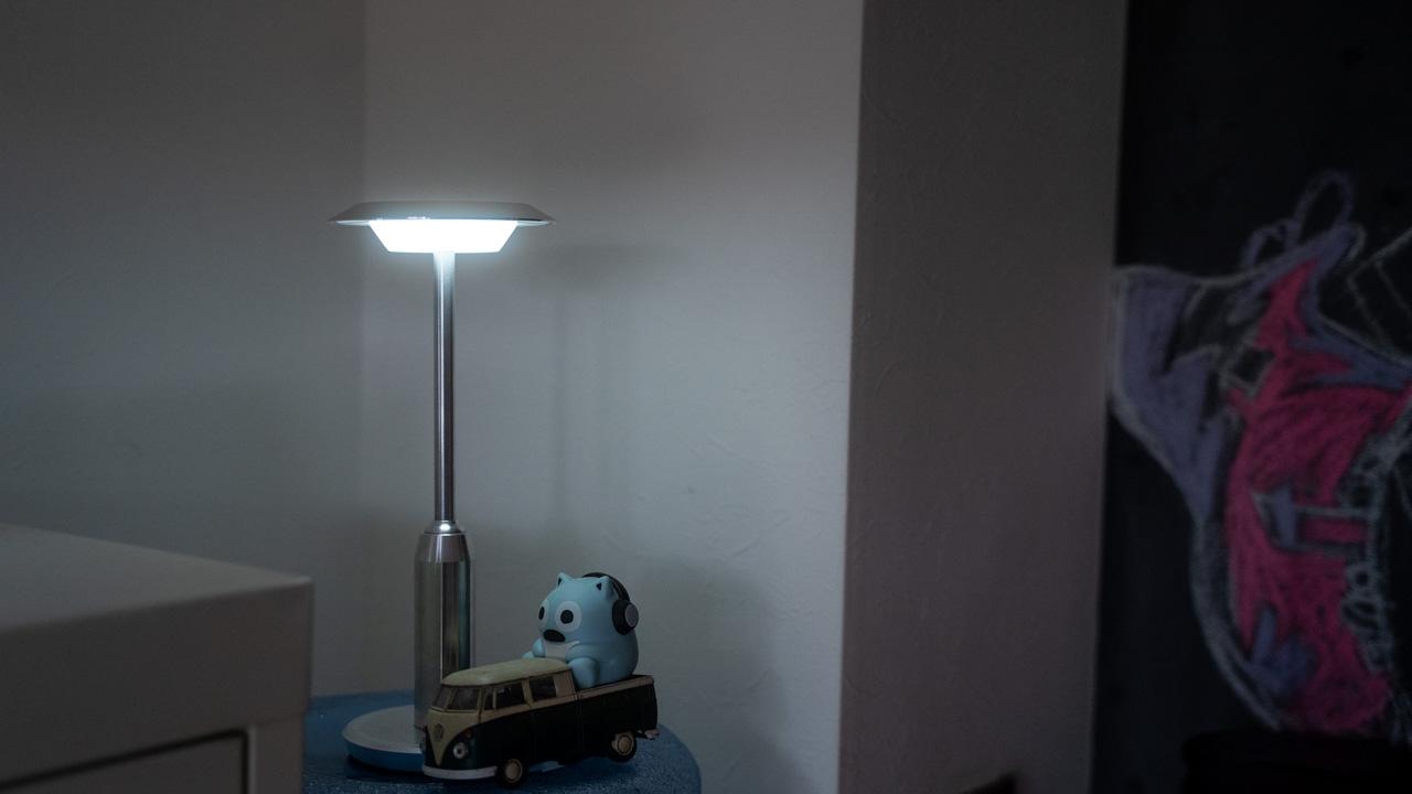 ジェネラルポータブルLED〔電球色〕ソケット&ランタン PORTABLE LED LIGHT by GENERAL (シルバー) 2zzhgl6 理想のベッドライトにやっと出会えた。まさか正解が「イギリスの街に
