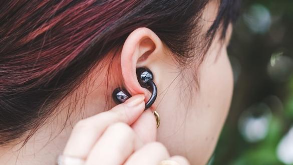 何もつけていないみたい。1週間使ってわかった「HUAWEIのオープン  