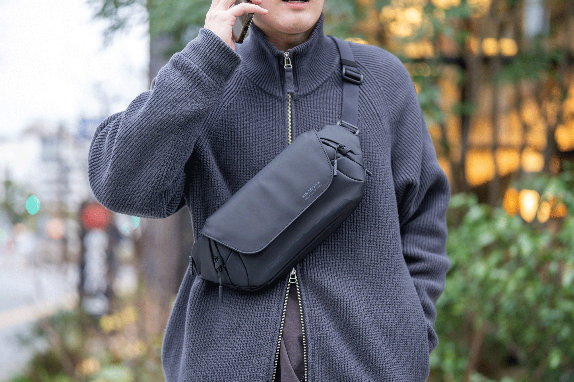 シンプルでクールなスリングバッグ「TECH SLING PRO」は小物整理が得意