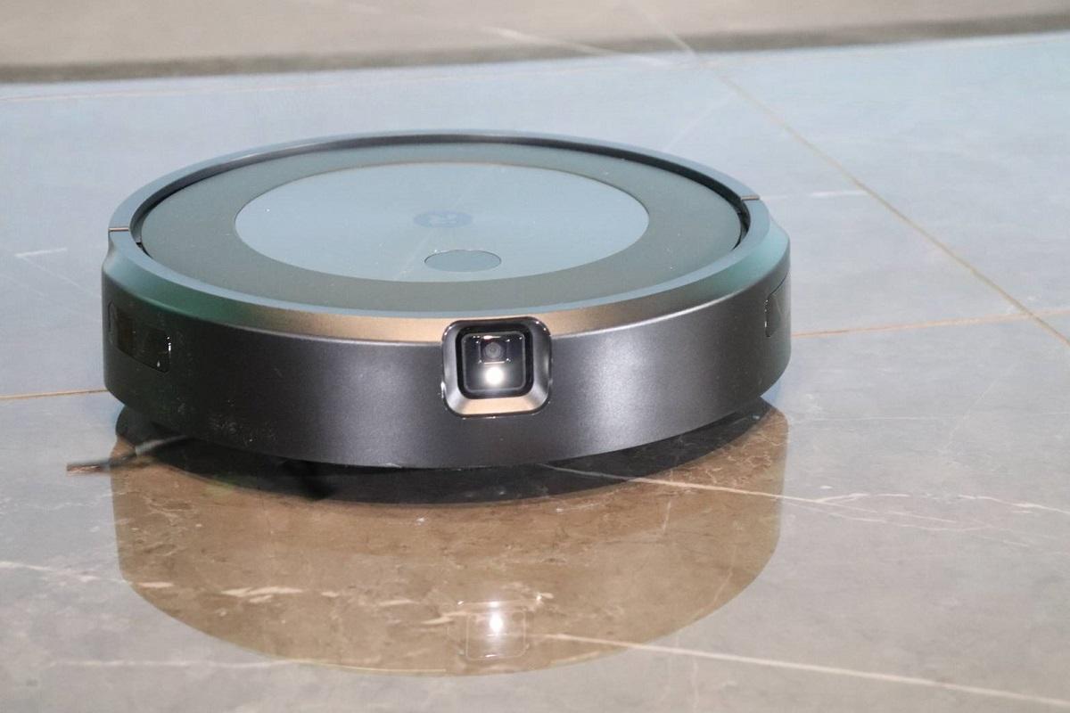 美品✨　iRobot ルンバコンボエッセンシャル　Wi-Fi対応モデル 美品✨ iRobot ルンバコンボエッセンシャル Wi-Fi対応モデル