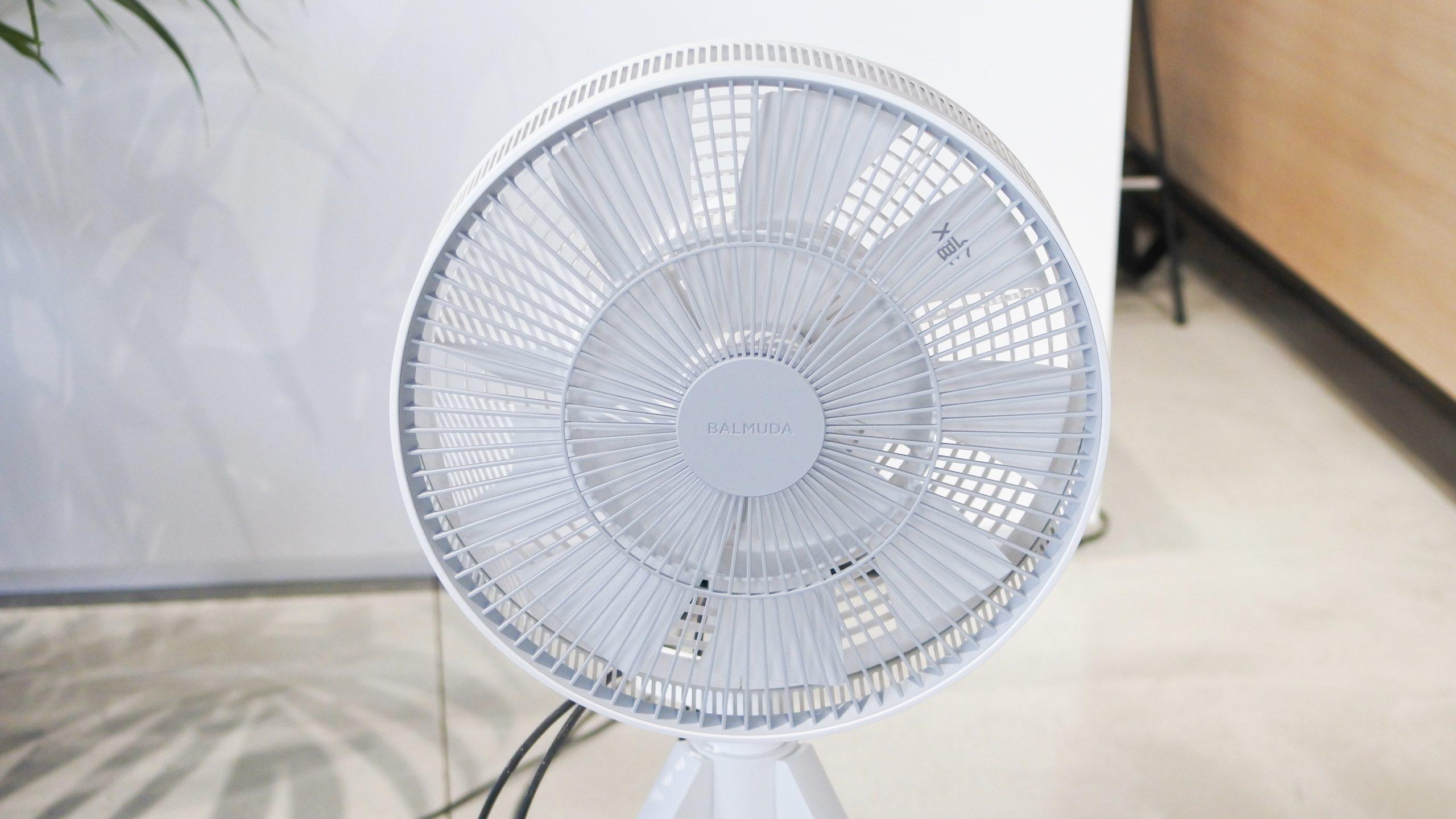 扇風機とサーキュレーターが1台に。究極の｢風｣はバルミューダの