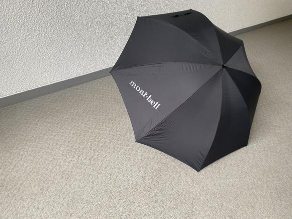 楽天市場】mont-bell モンベル 折りたたみ傘 雨傘 トレッキング