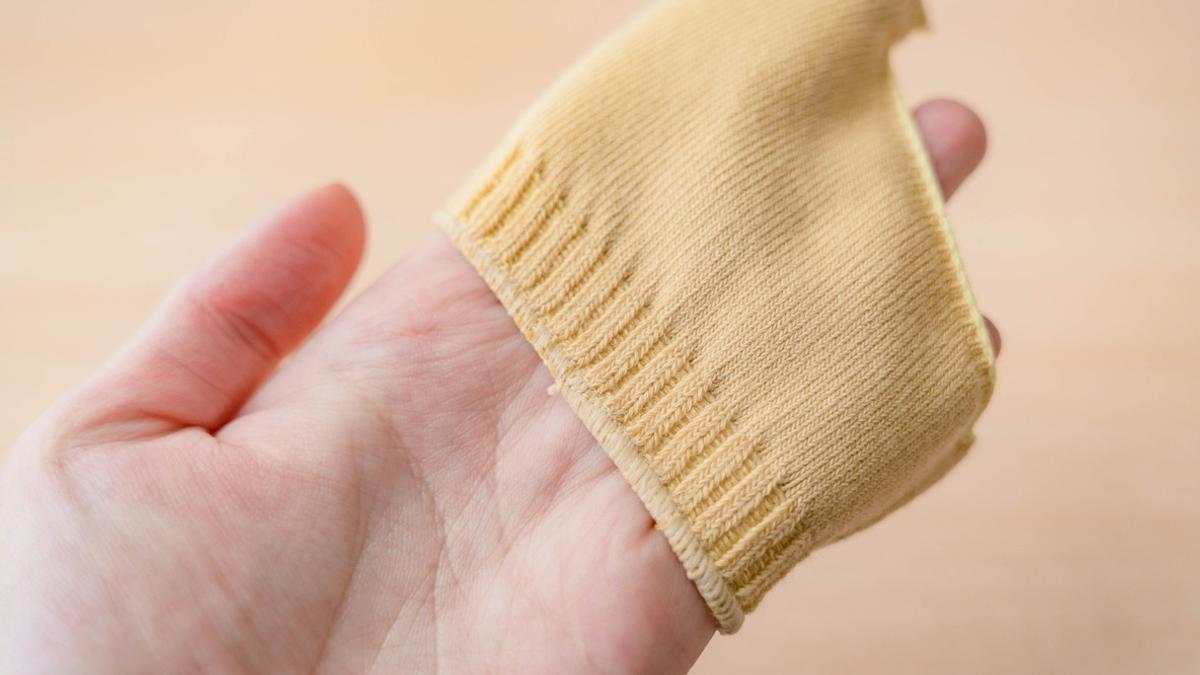 穿上 Tabio「純色夾腳涼鞋襪」告別腳步汗濕的困擾! 穿上 Tabio「純色夾腳涼鞋襪」告別腳步汗濕的困擾!